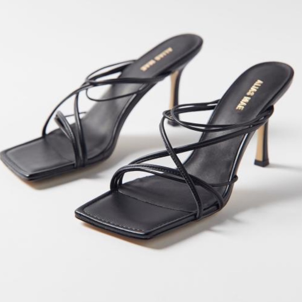 Alias Mae Leela Mule Heels